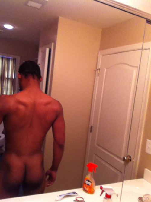 hot nude young black guy Damarco takes nude selfies in the bathroom.